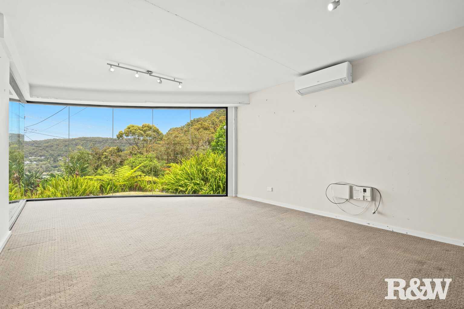 40 Sandstone Crescent Tascott 40 Sandstone Crescent Tascott