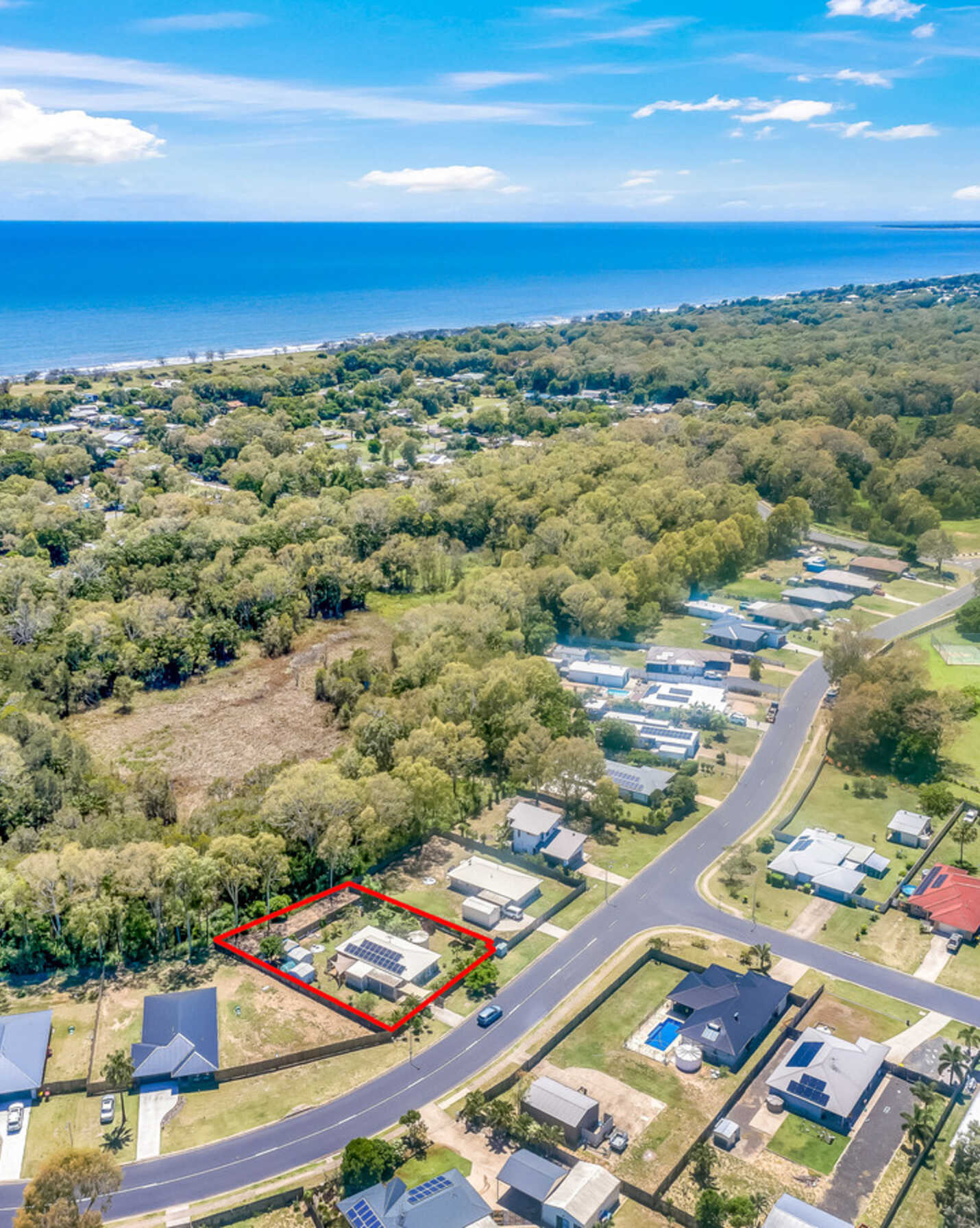 24 Malvern Drive Moore Park Beach, Beach - Thumbnail 2