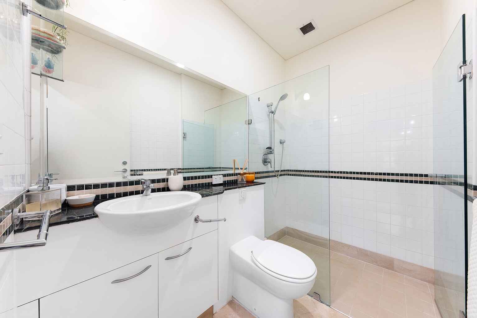 57/19A Young Street Neutral Bay 57/19A Young Street Neutral Bay