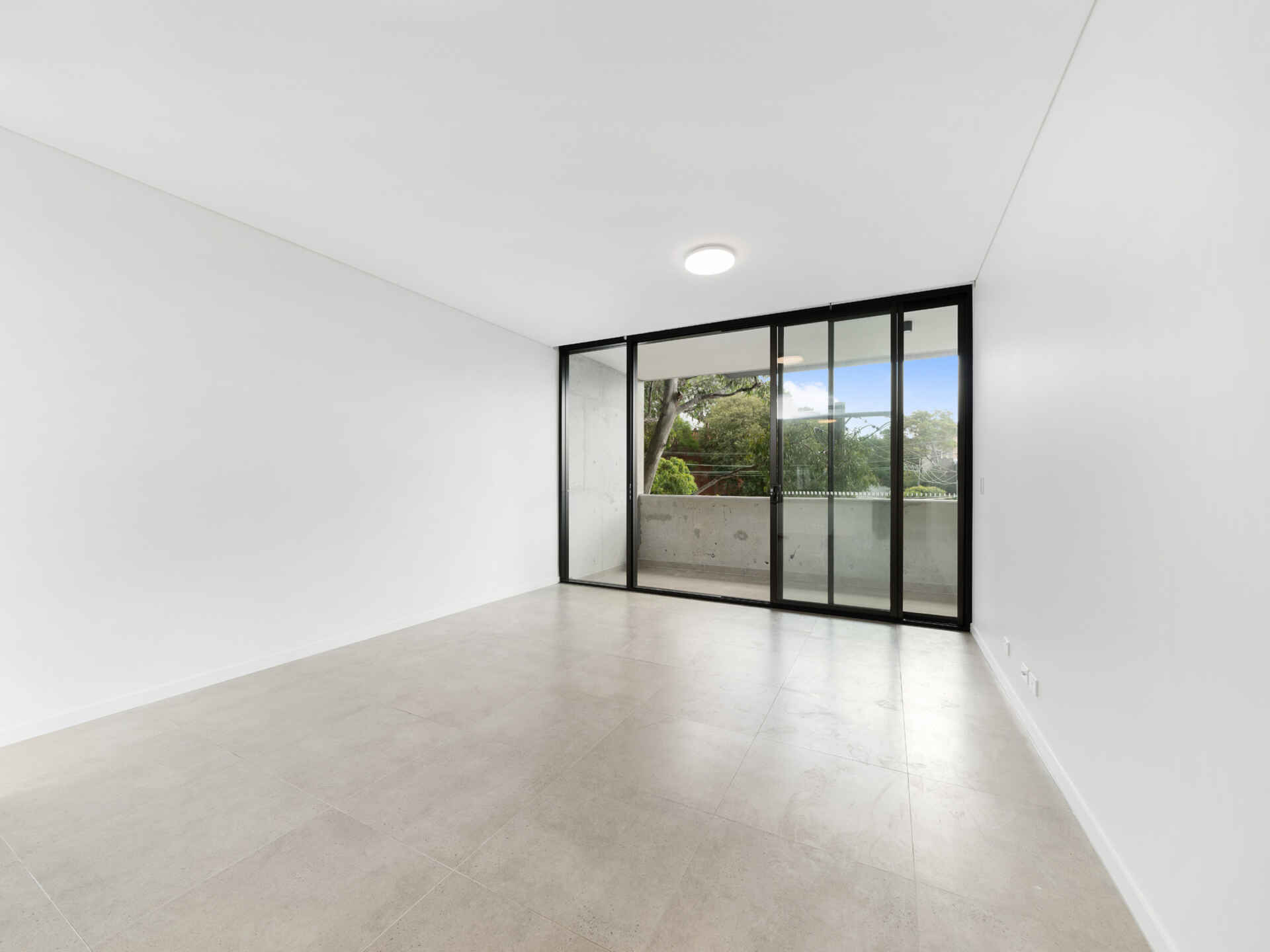 111/10-20 McEvoy Street Waterloo