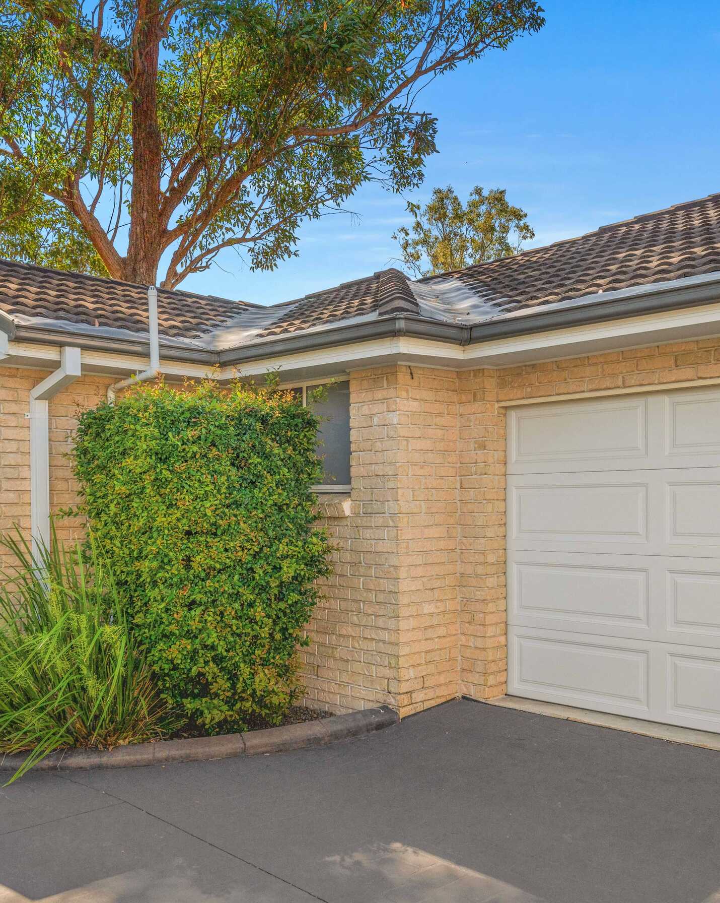 1/227 Brisbane Water Drive Point Clare, Clare - Image 1