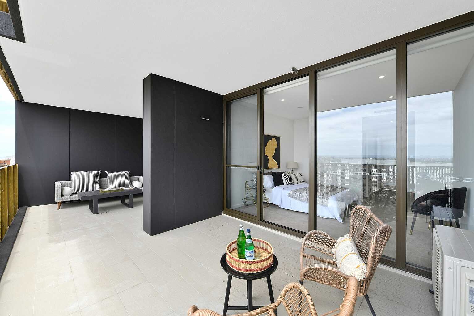 1003/33-35 Treacy Street Hurstville 1003/33-35 Treacy Street Hurstville