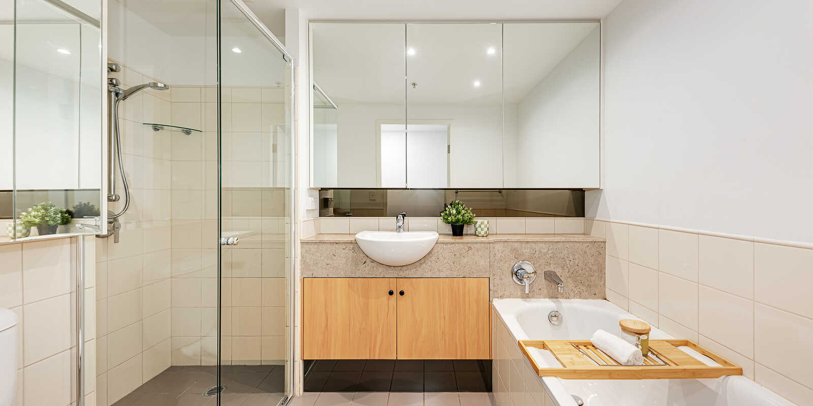 1305/79-81 Berry Street North Sydney