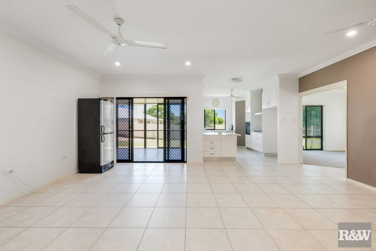 3 Kurrawa Court Moore Park Beach 3 Kurrawa Court Moore Park Beach
