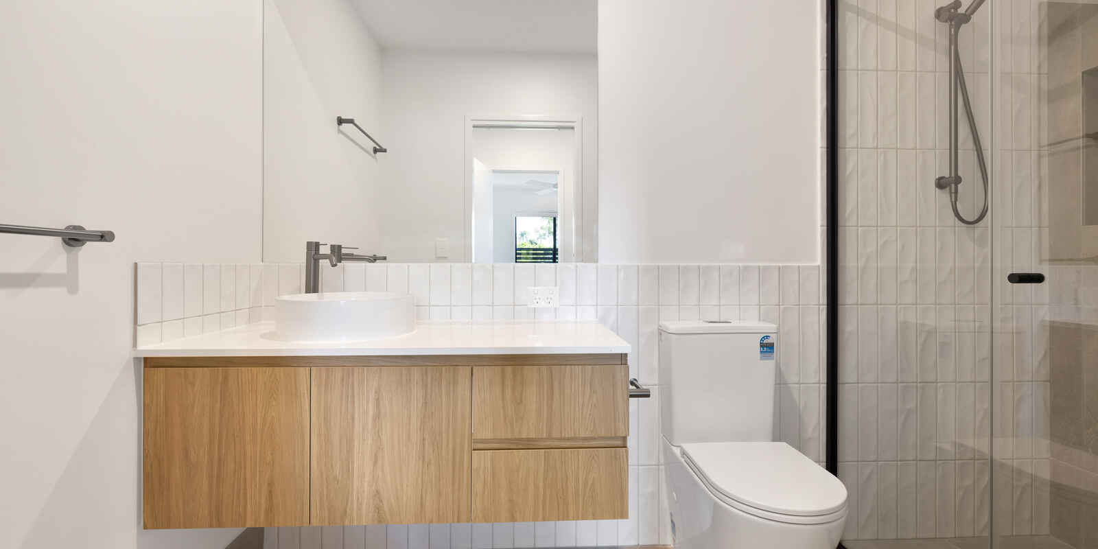 80/7 Lawrence Lyons Place Kenmore