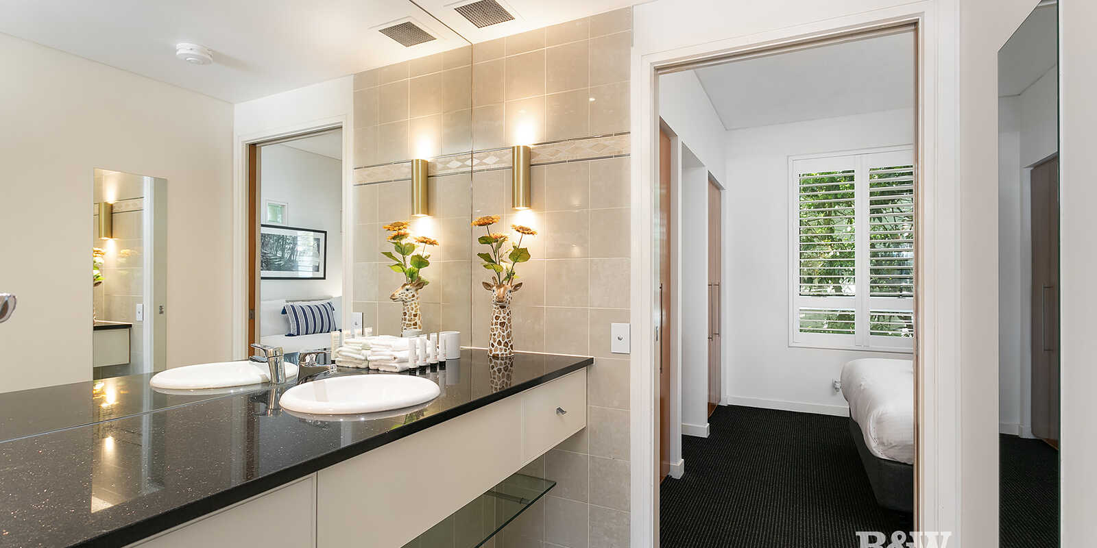 127/32 Hastings Street Noosa Heads 127/32 Hastings Street Noosa Heads