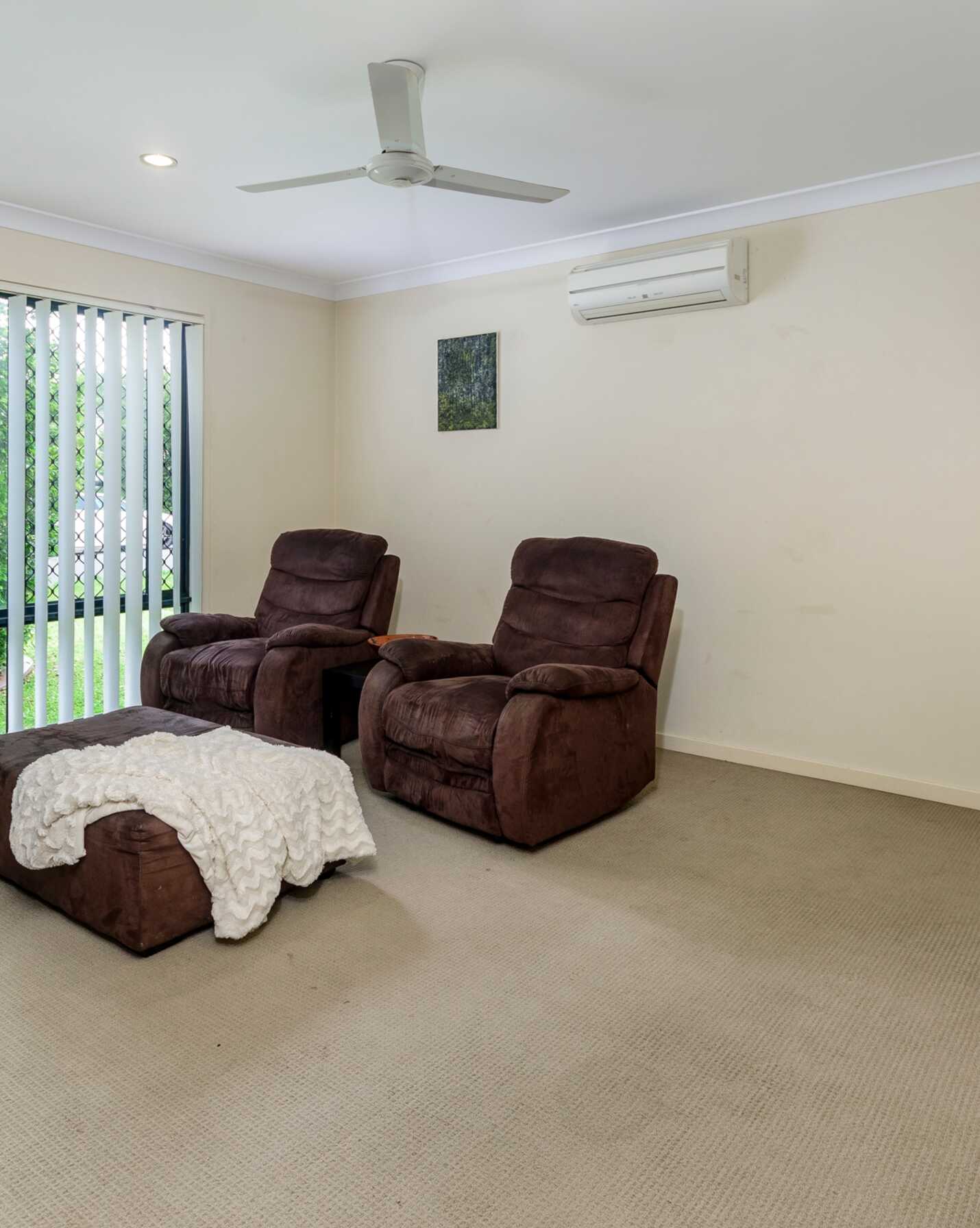 18 Peggy Road Bellmere, Bellmere - Thumbnail 4