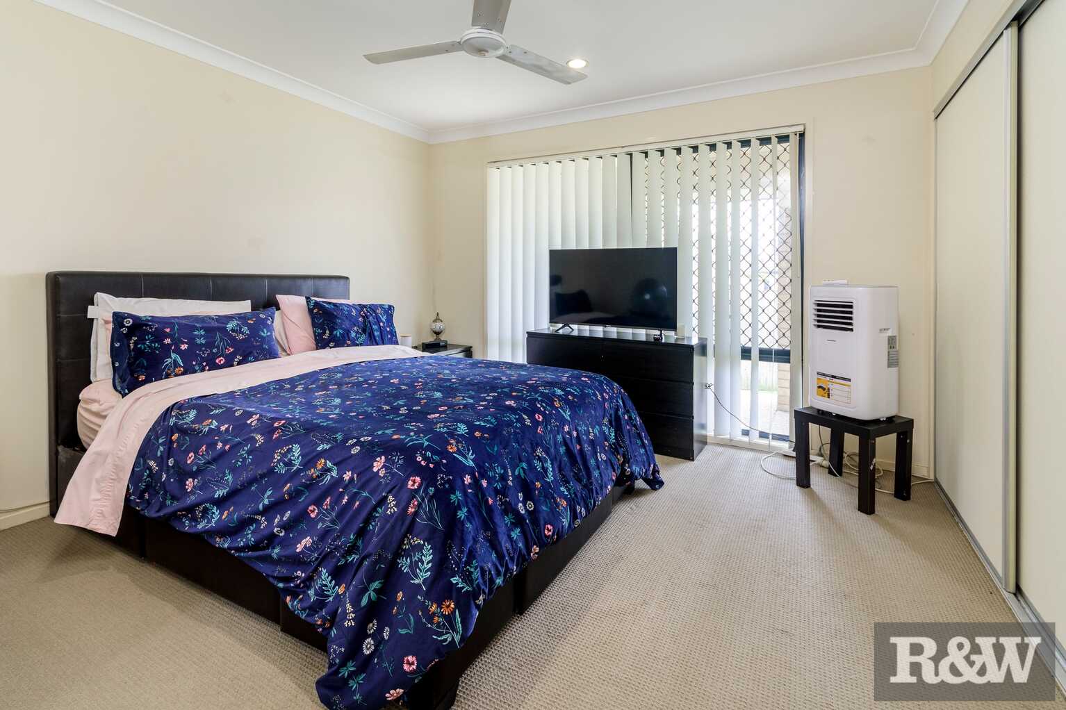 18 Peggy Road Bellmere 18 Peggy Road Bellmere