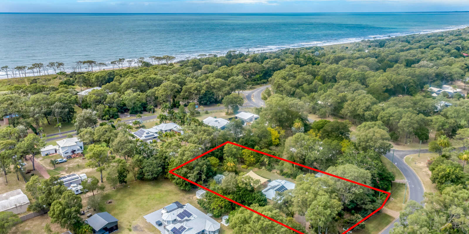 296 Sylvan Drive Moore Park Beach 296 Sylvan Drive Moore Park Beach