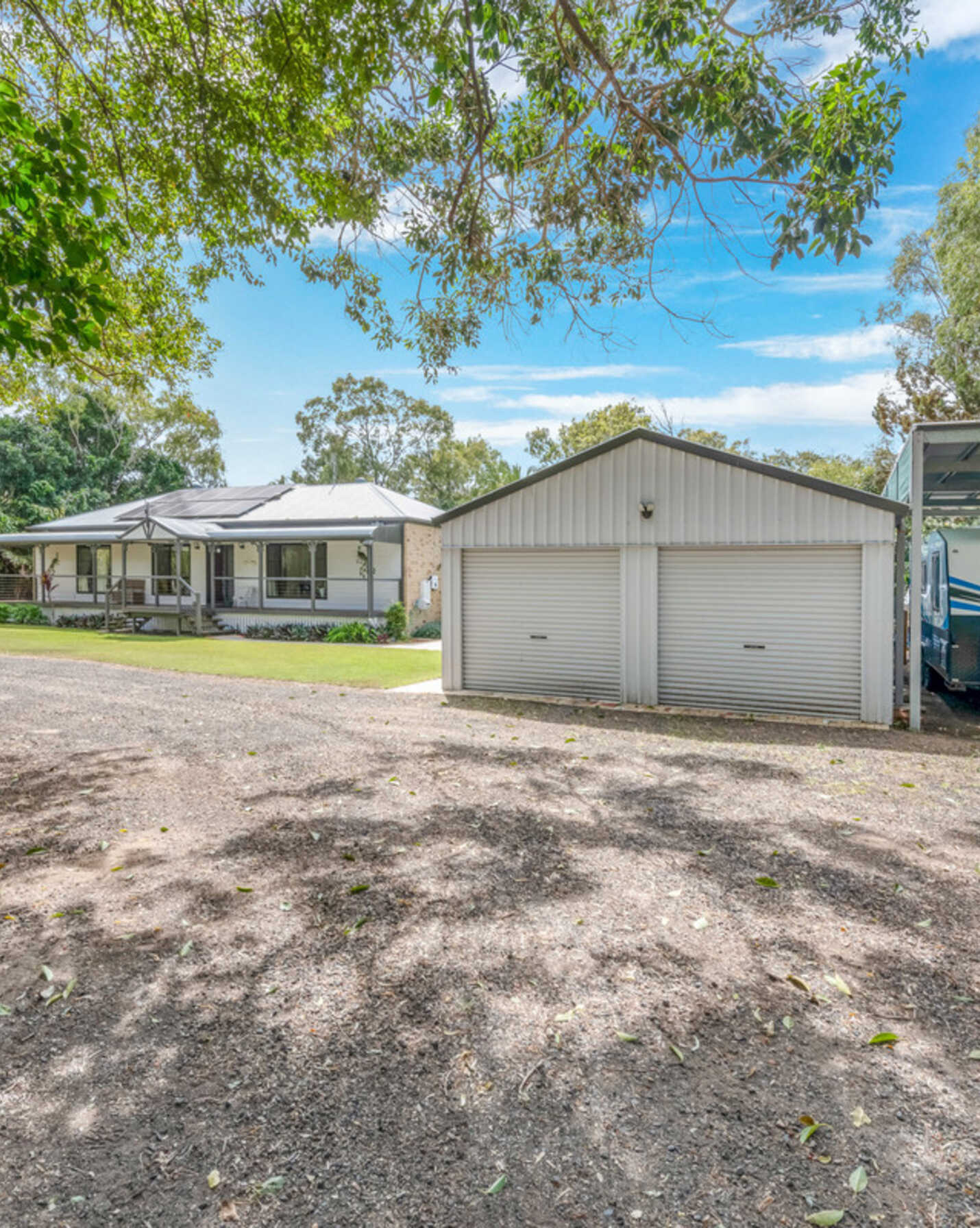 296 Sylvan Drive Moore Park Beach, Beach - Thumbnail 4