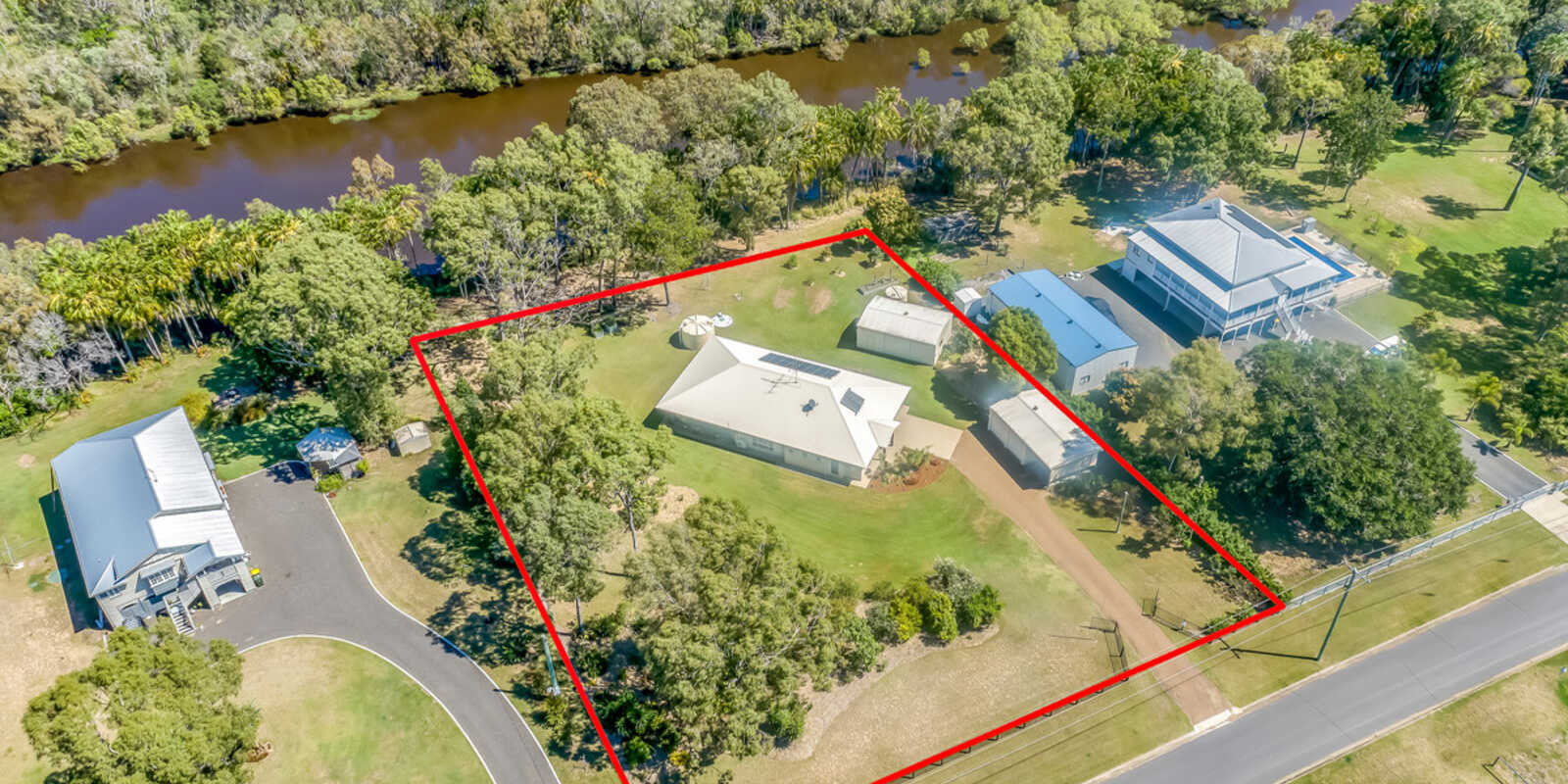 42 Kingfisher Crescent Moore Park Beach 42 Kingfisher Crescent Moore Park Beach