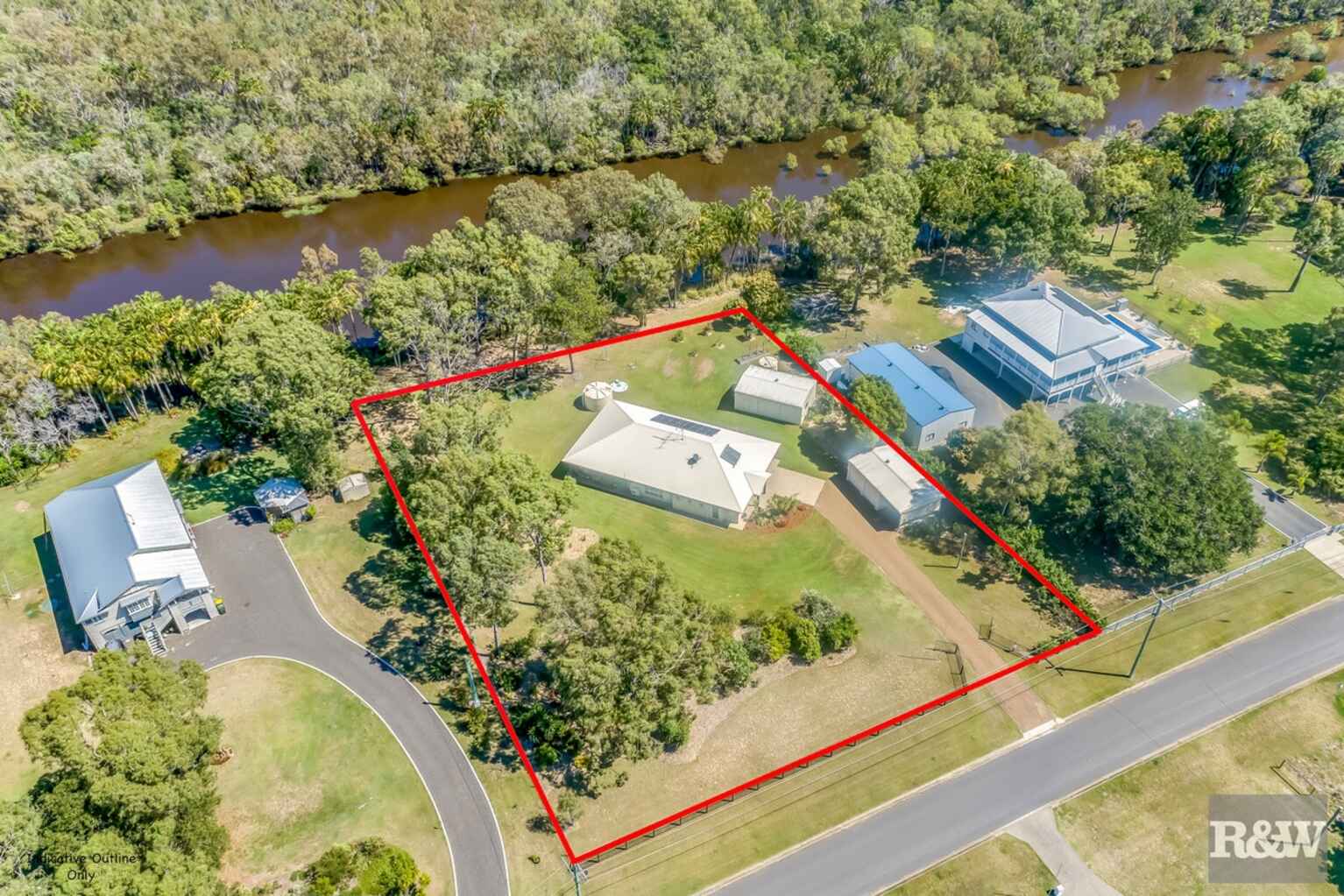 42 Kingfisher Crescent Moore Park Beach 42 Kingfisher Crescent Moore Park Beach