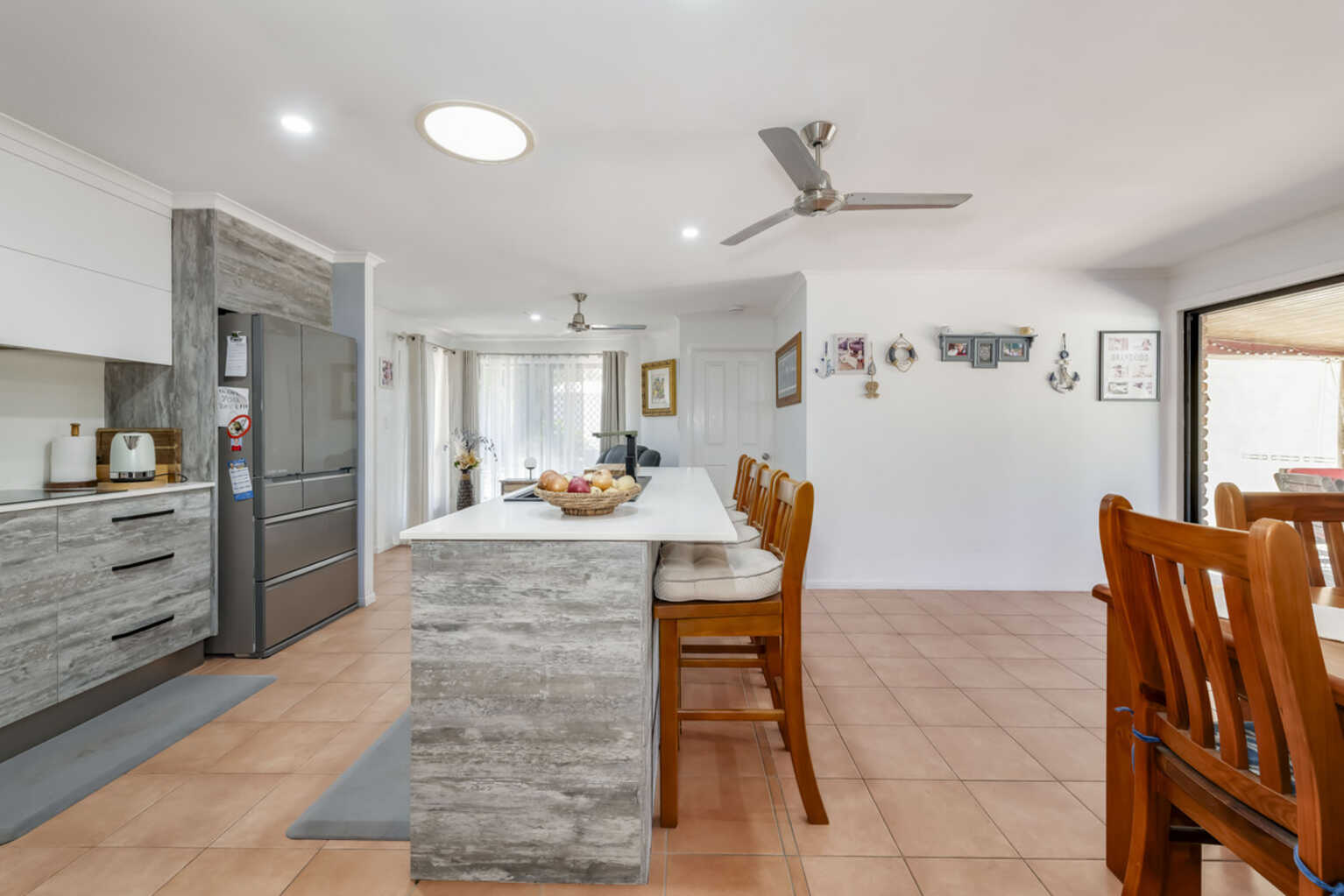 5 Woodlands Lane Moore Park Beach 5 Woodlands Lane Moore Park Beach