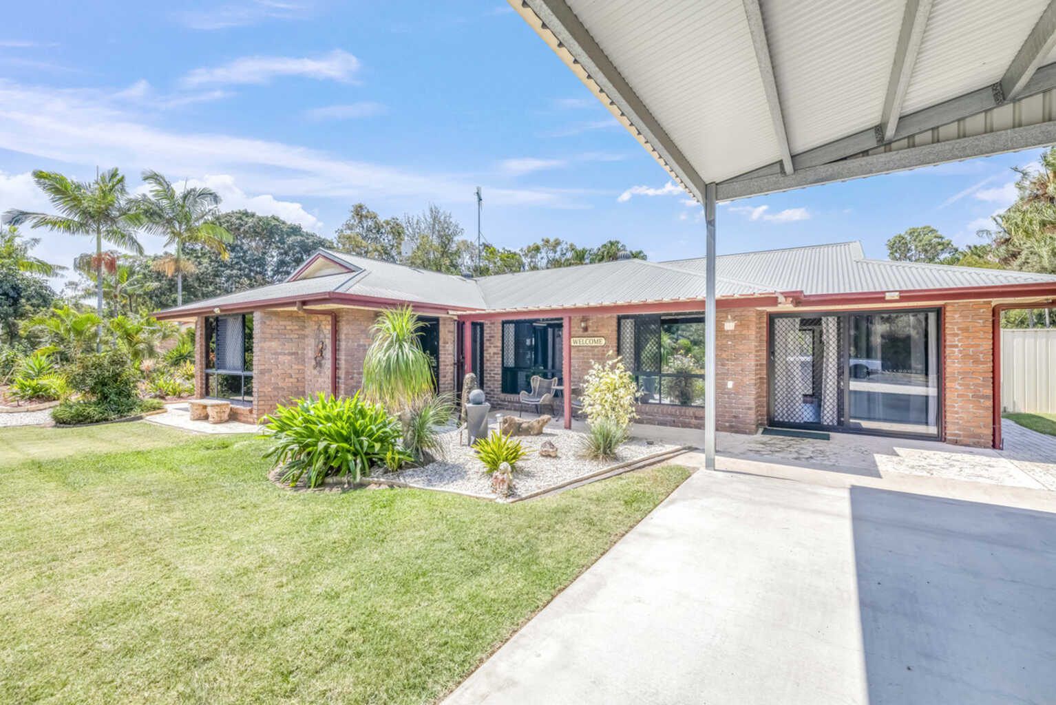 5 Woodlands Lane Moore Park Beach 5 Woodlands Lane Moore Park Beach