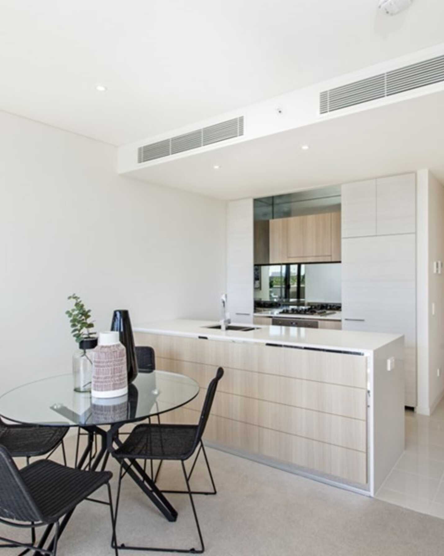 703/211 Pacific Highway North Sydney, Sydney - Thumbnail 2
