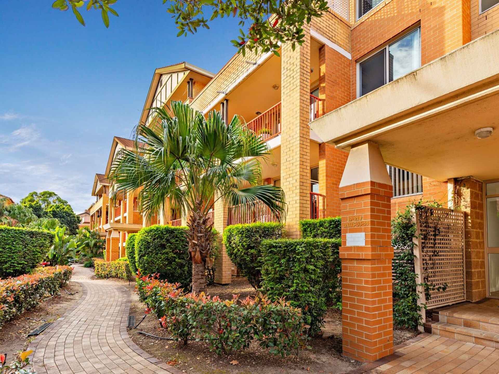 37F/19-21 George Street North Strathfield
