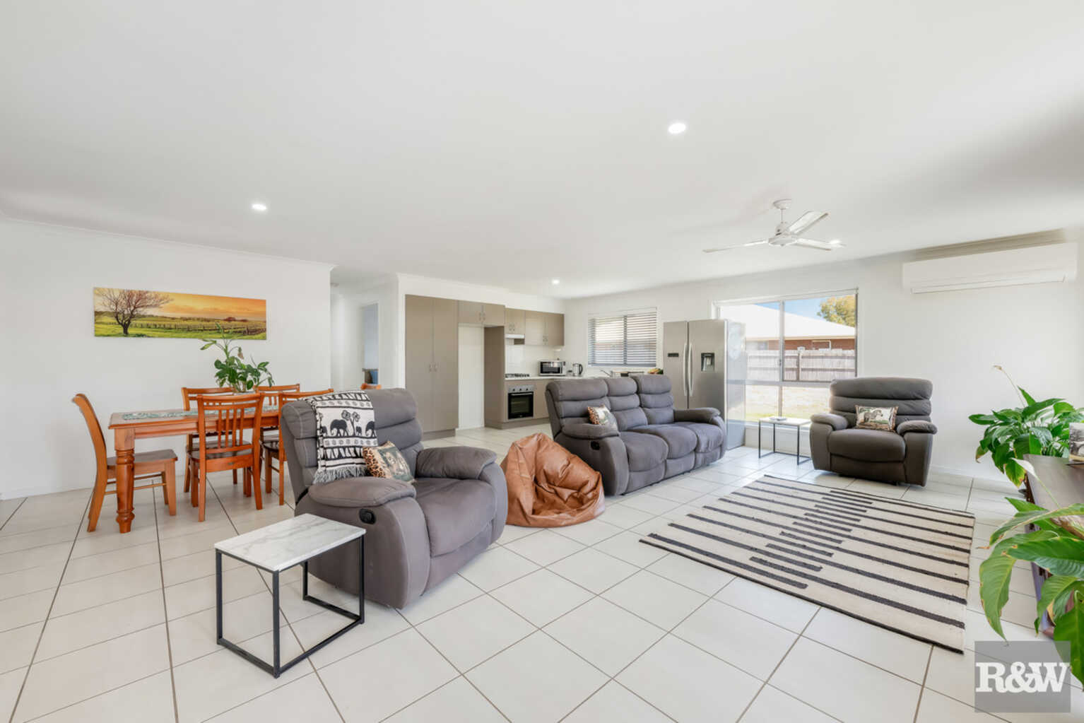 25 Regency Road Moore Park Beach 25 Regency Road Moore Park Beach