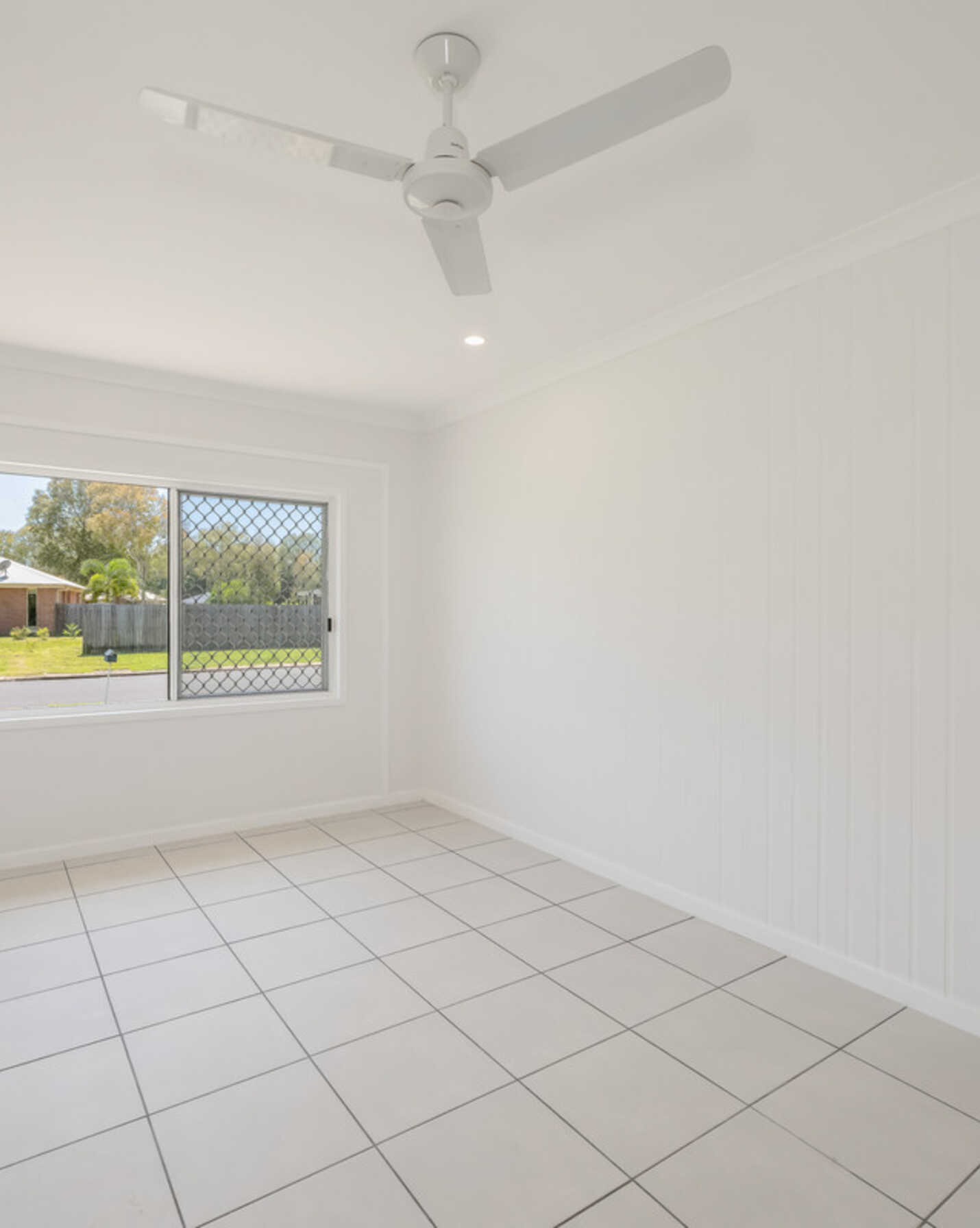 25 Regency Road Moore Park Beach, Beach - Thumbnail 7