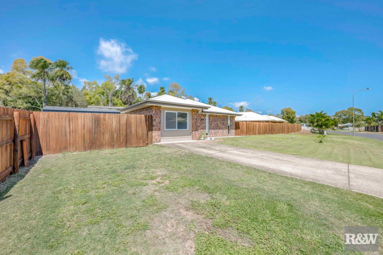 25 Regency Road Moore Park Beach 25 Regency Road Moore Park Beach