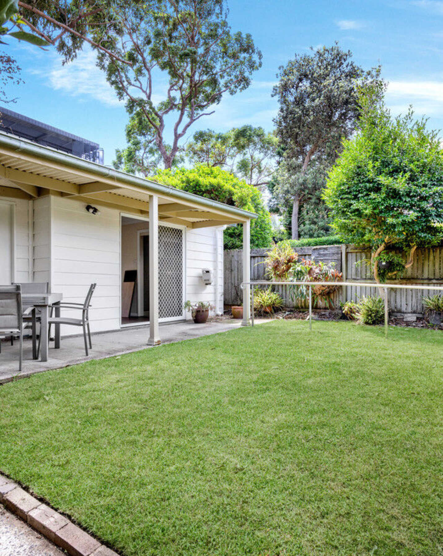 8 Roberts Street Rose Bay, Bay - Thumbnail 2
