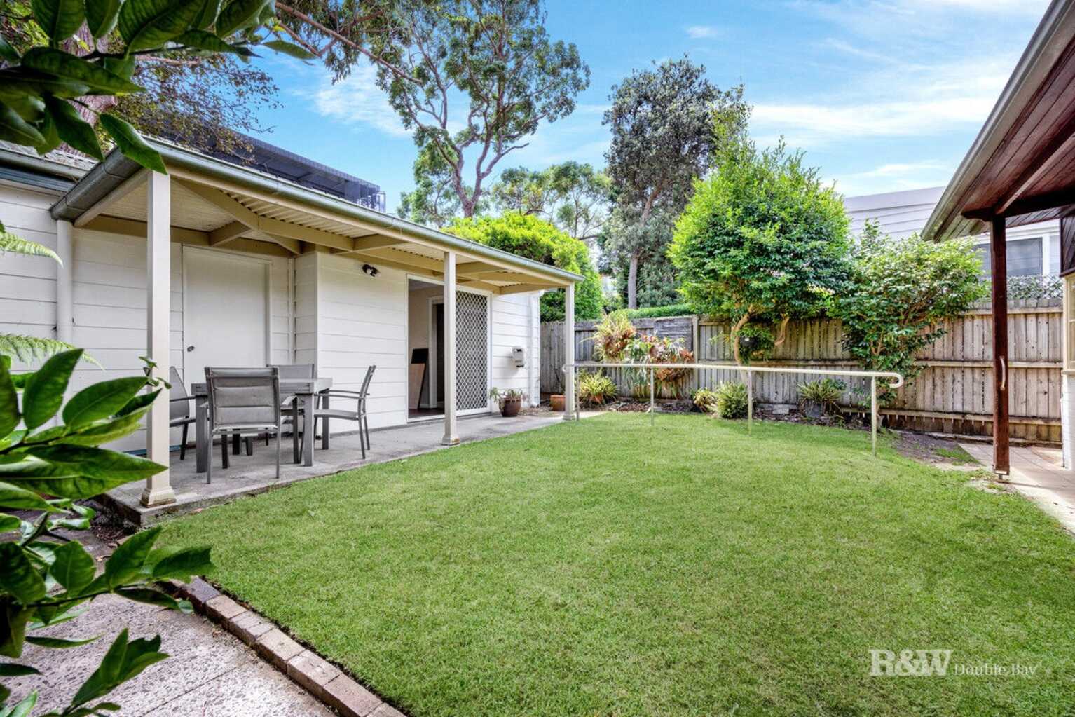8 Roberts Street Rose Bay 8 Roberts Street Rose Bay