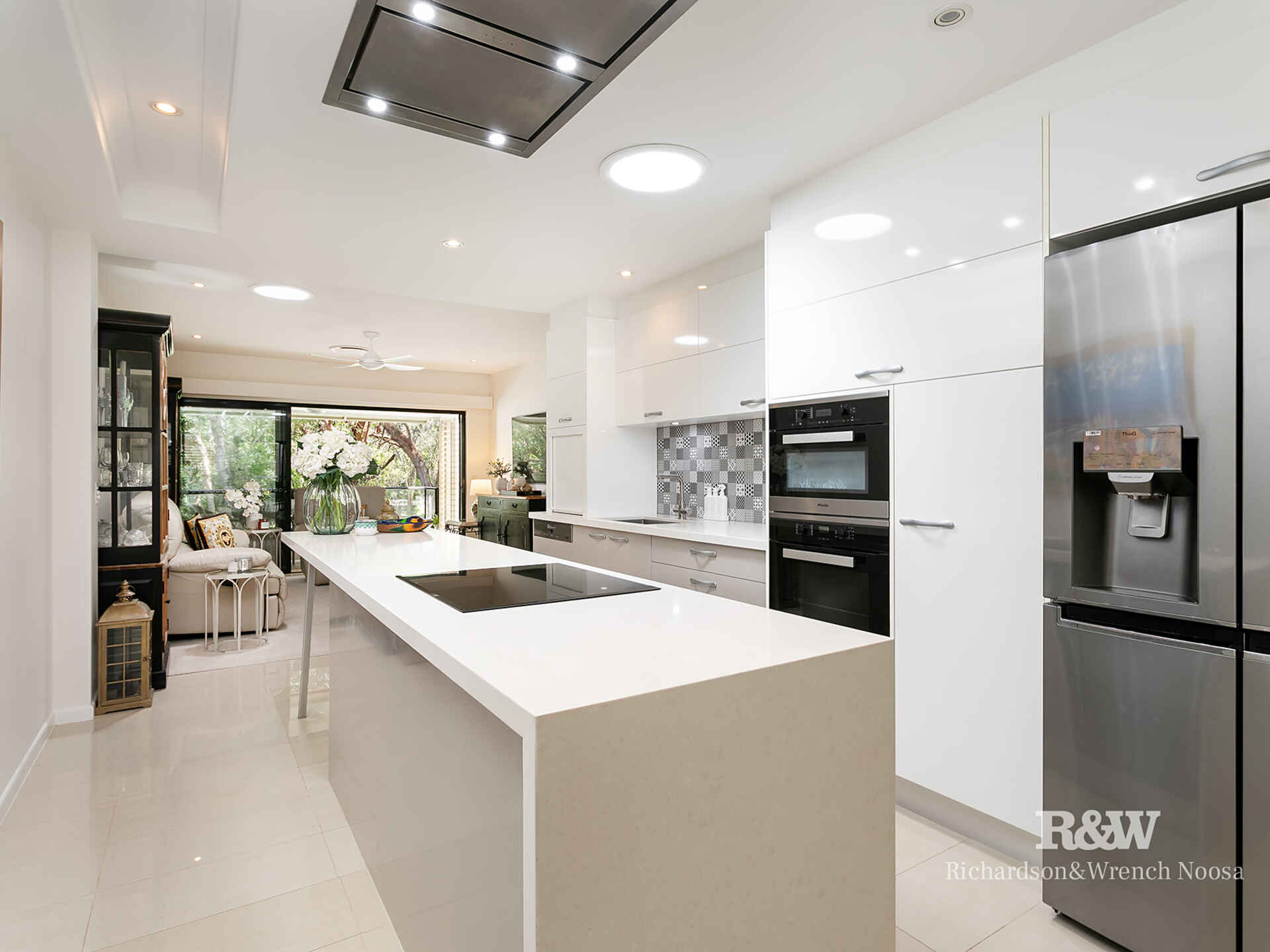 825/100 Resort Drive Noosa Heads