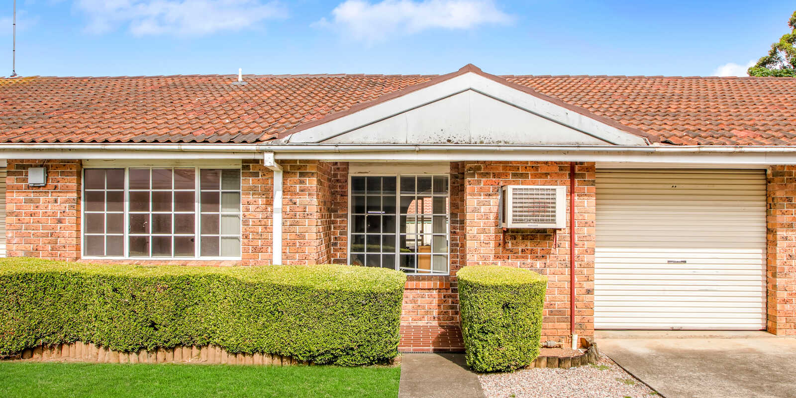 8/19 Fifth Avenue Blacktown 8/19 Fifth Avenue Blacktown