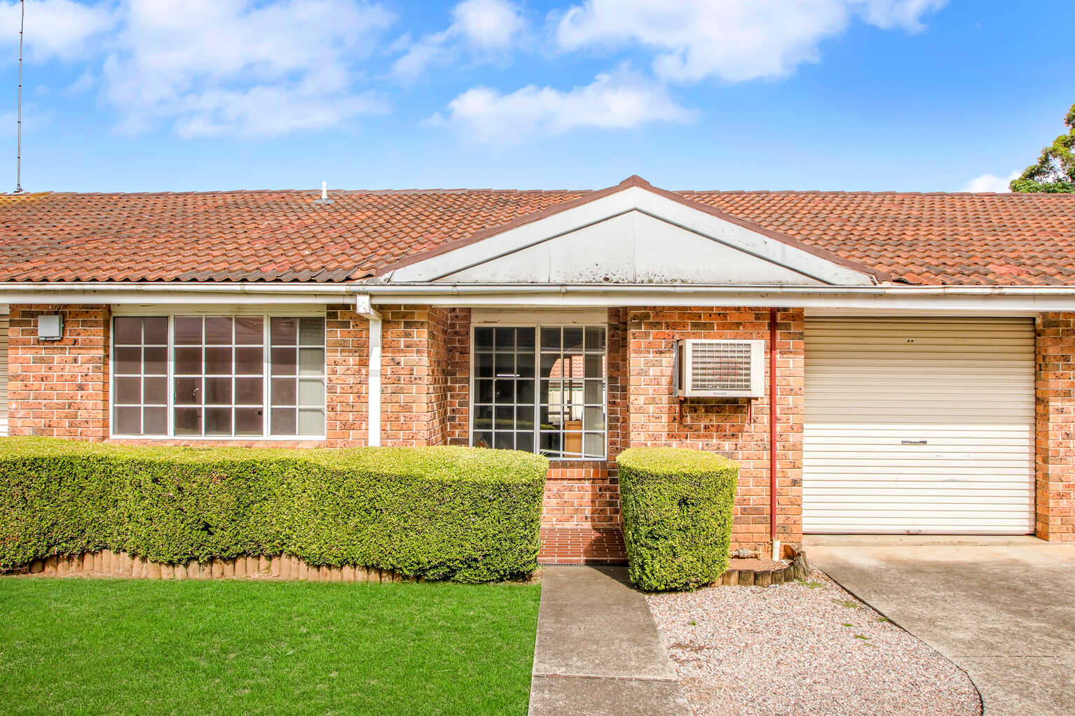 8/19 Fifth Avenue Blacktown 8/19 Fifth Avenue Blacktown