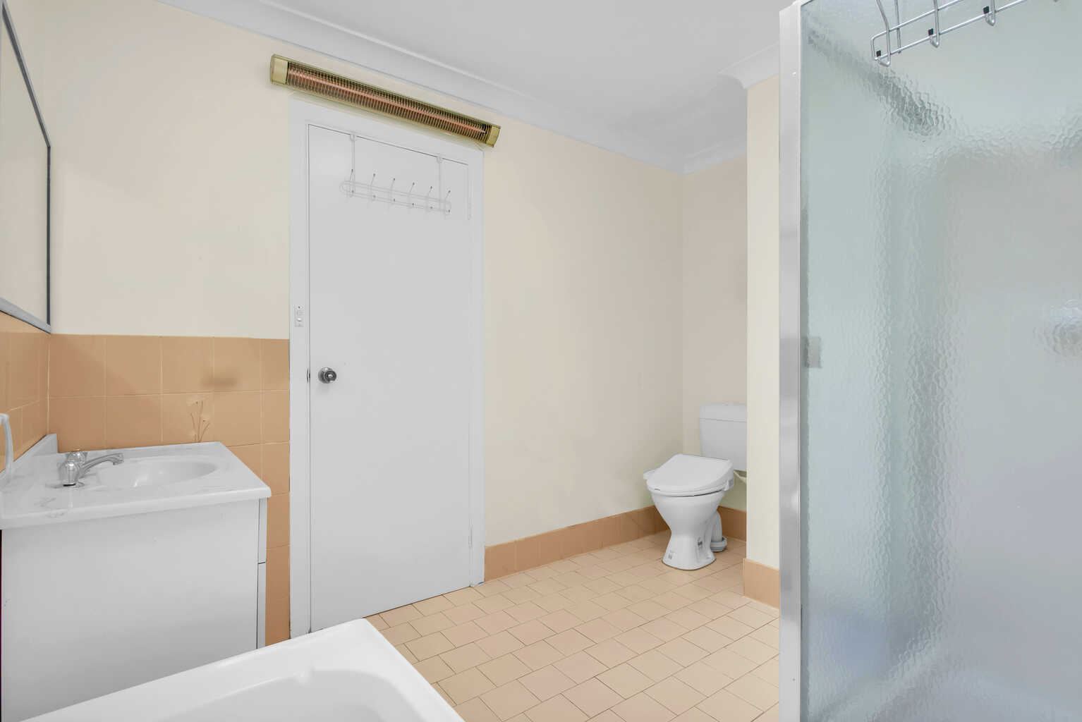 8/19 Fifth Avenue Blacktown 8/19 Fifth Avenue Blacktown
