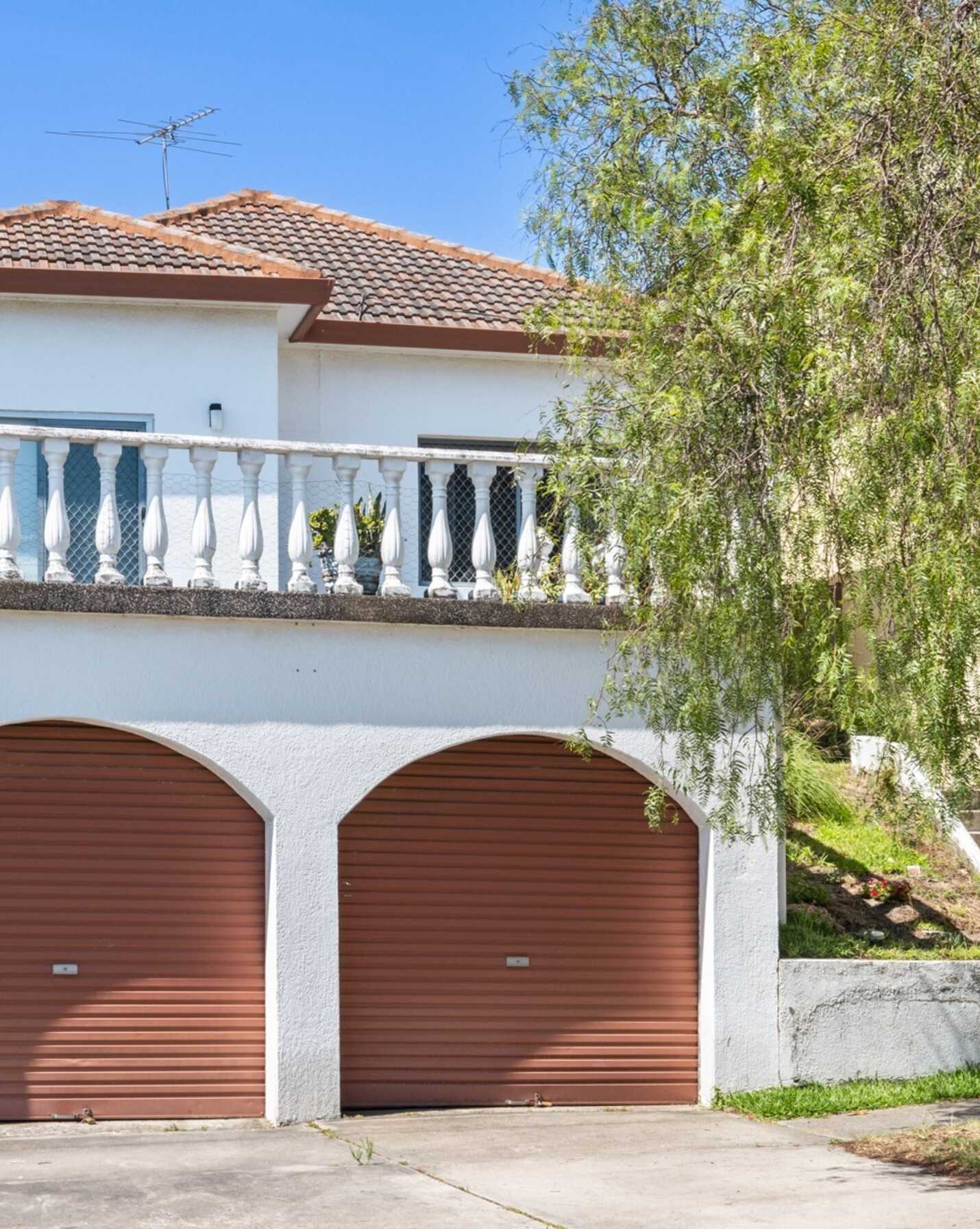 27 Walenore Avenue Kingsford, Kingsford - Image 1