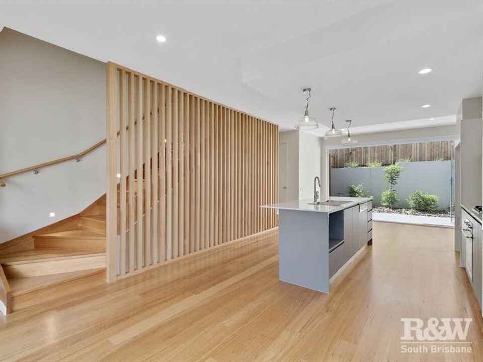8/43 Raby Road Coorparoo