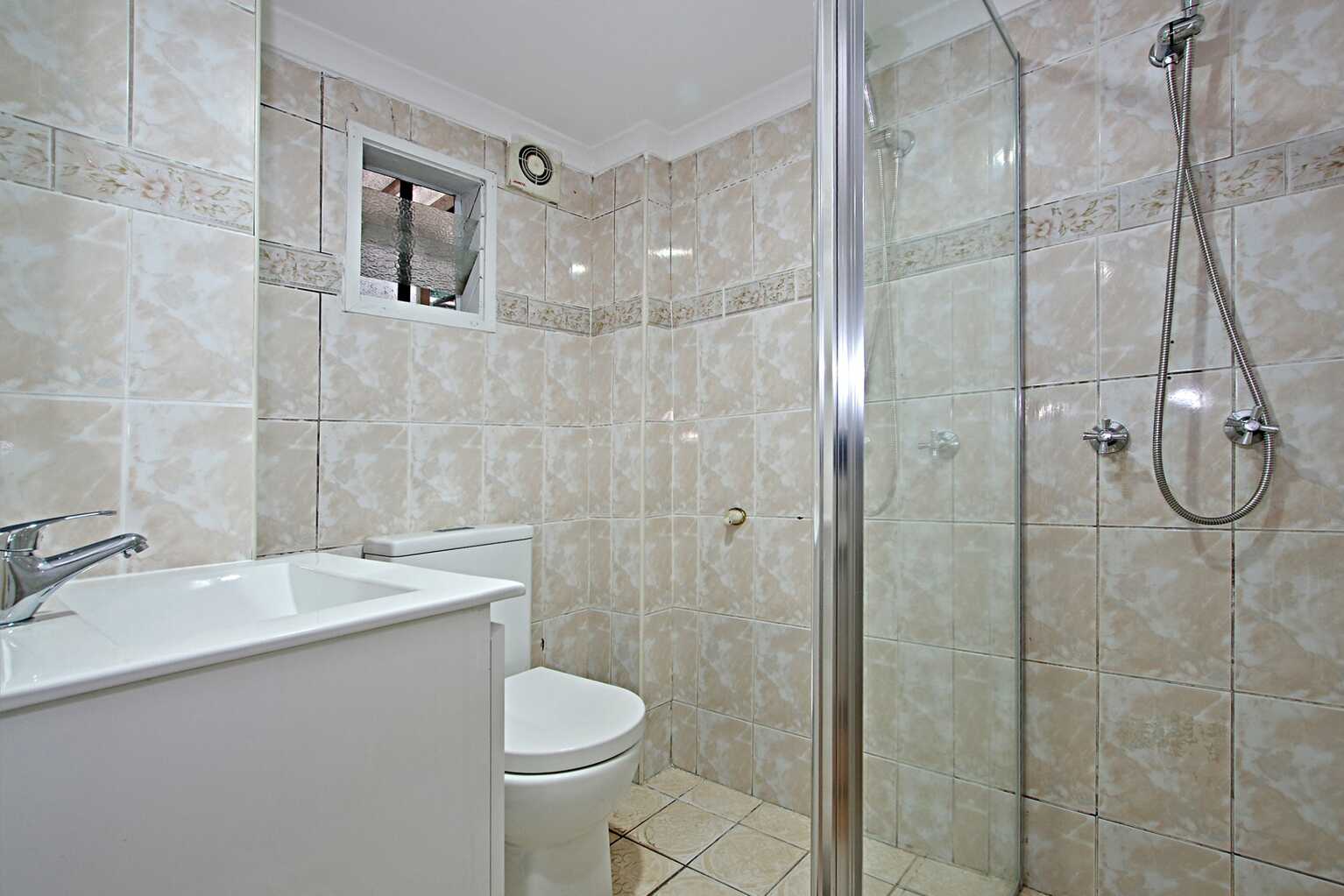 122a Derria Street Canley Heights 122a Derria Street Canley Heights