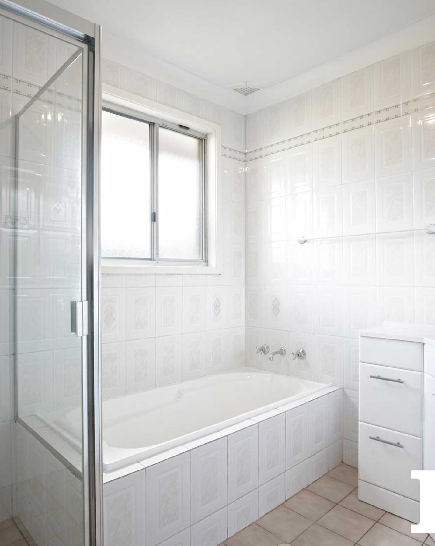 24 Shakespeare Drive St Clair, Clair - Thumbnail 5