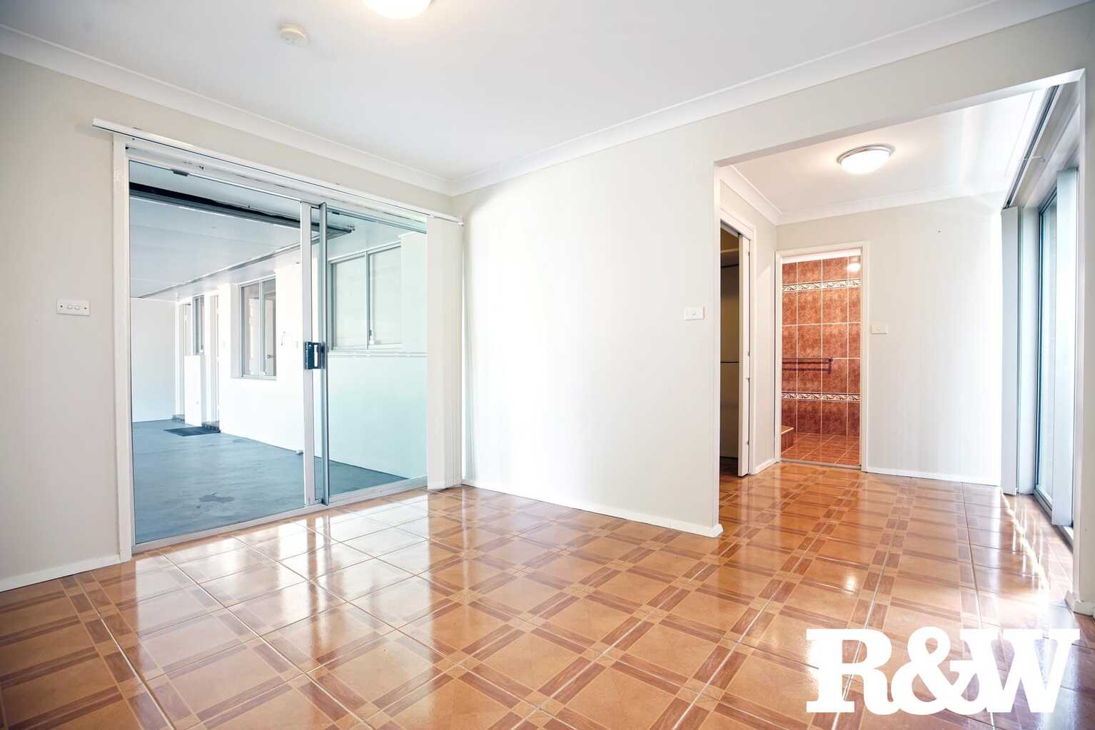 24 Shakespeare Drive St Clair 24 Shakespeare Drive St Clair