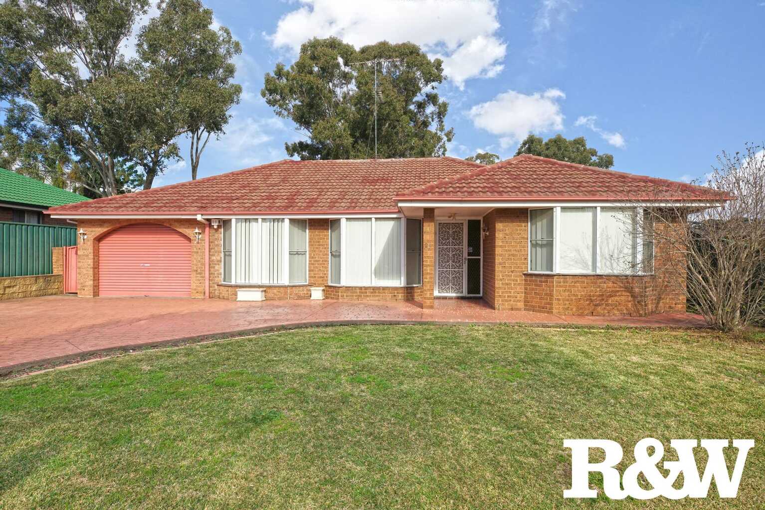 24 Shakespeare Drive St Clair 24 Shakespeare Drive St Clair