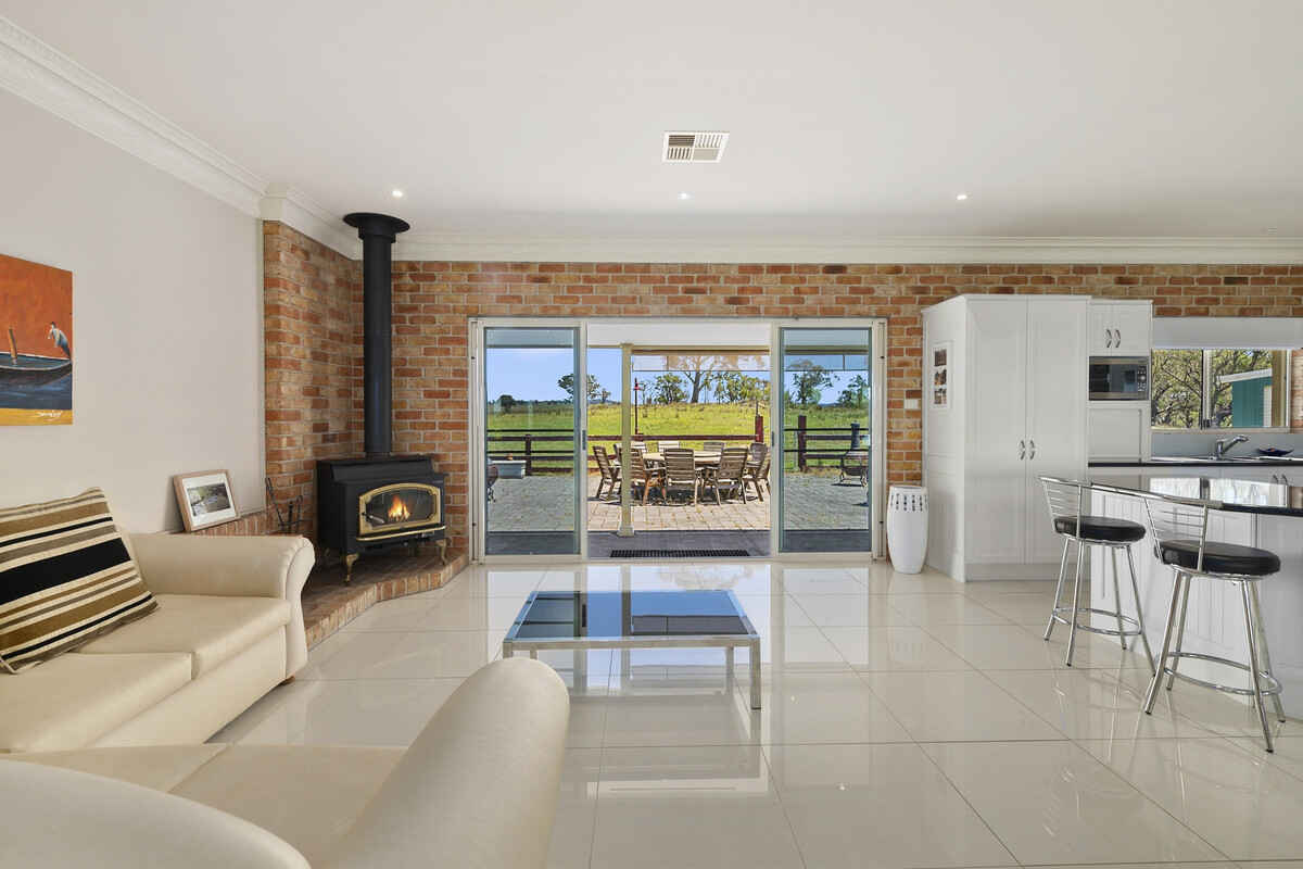 60 Macarthur Road Big Hill 60 Macarthur Road Big Hill