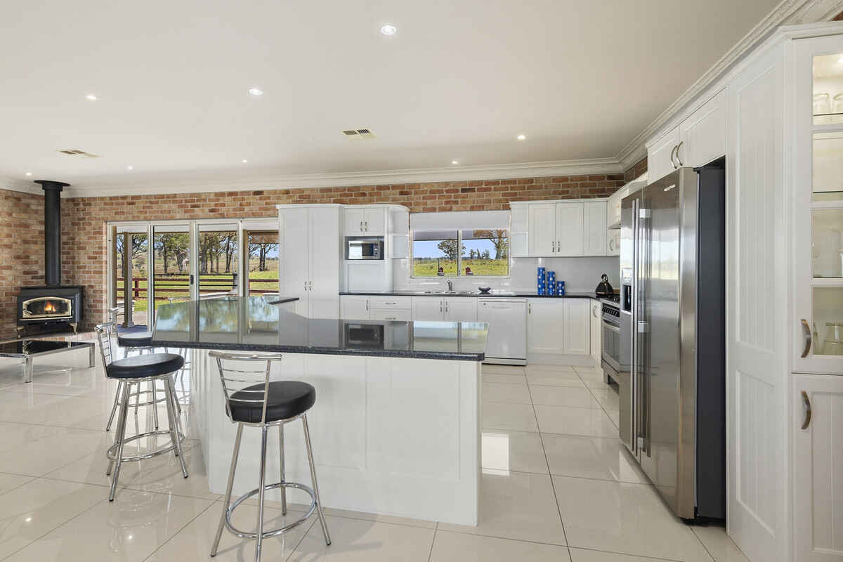 60 Macarthur Road Big Hill 60 Macarthur Road Big Hill