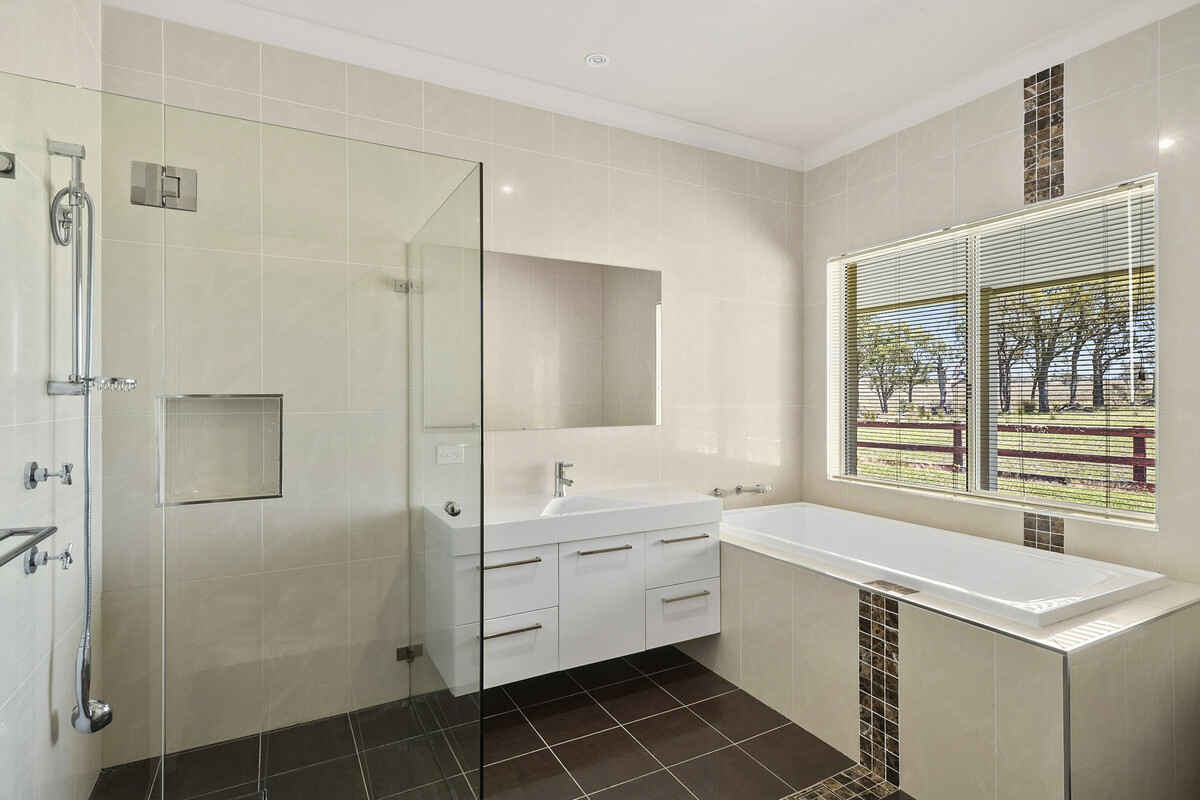 60 Macarthur Road Big Hill 60 Macarthur Road Big Hill