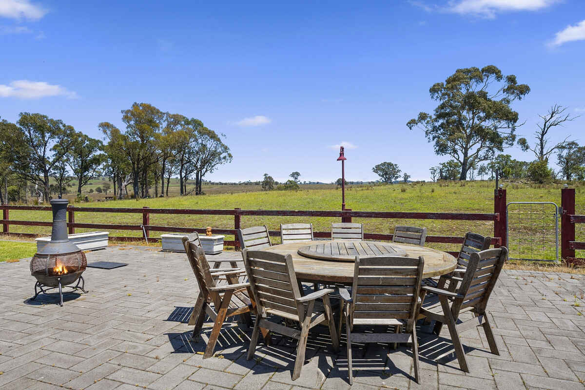 60 Macarthur Road Big Hill 60 Macarthur Road Big Hill