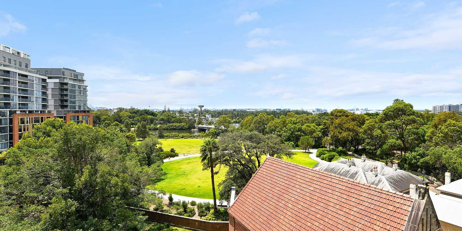 701/8 Brodie Spark Drive Wolli Creek