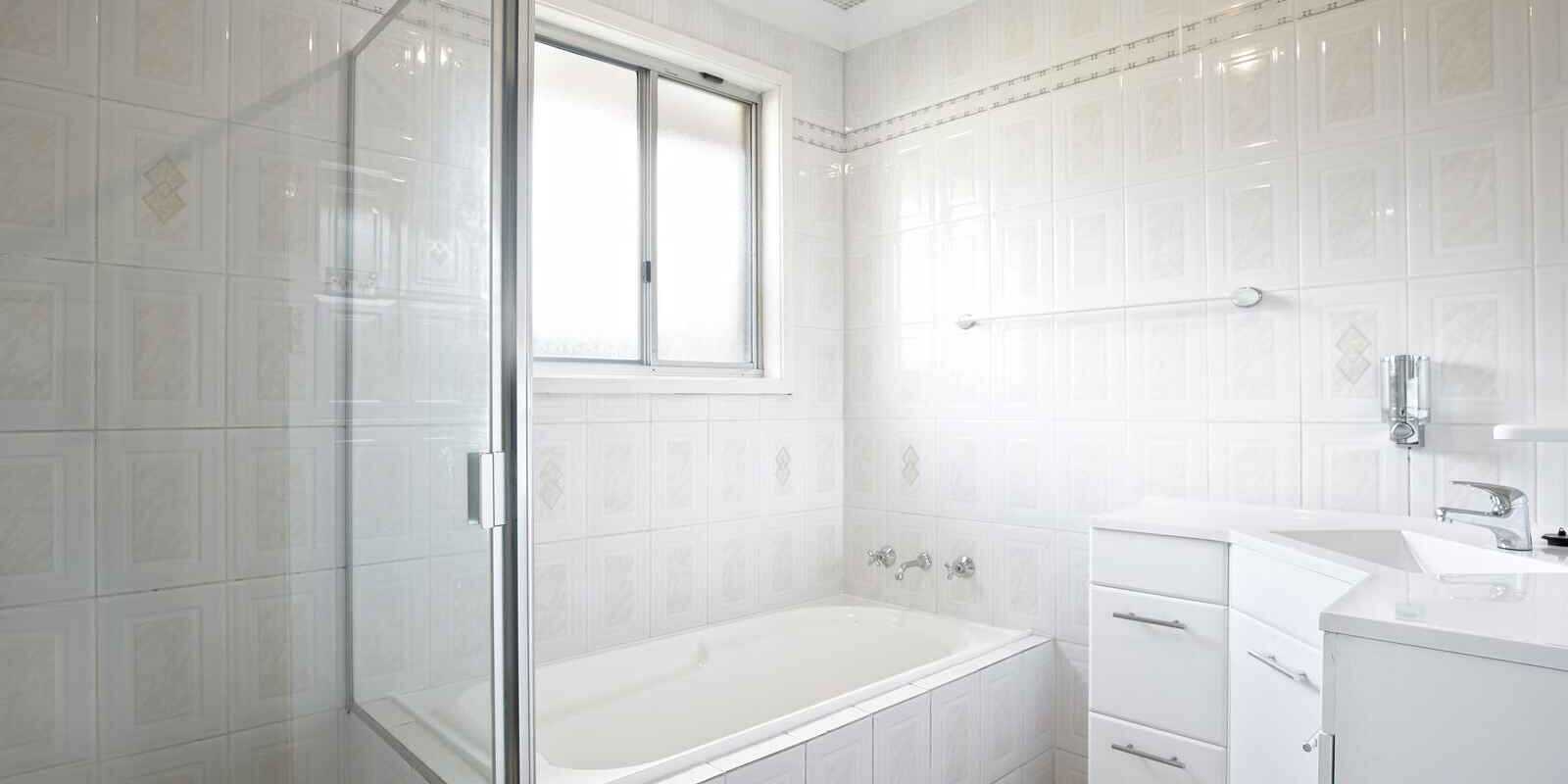 24 Shakespeare Drive St Clair 24 Shakespeare Drive St Clair