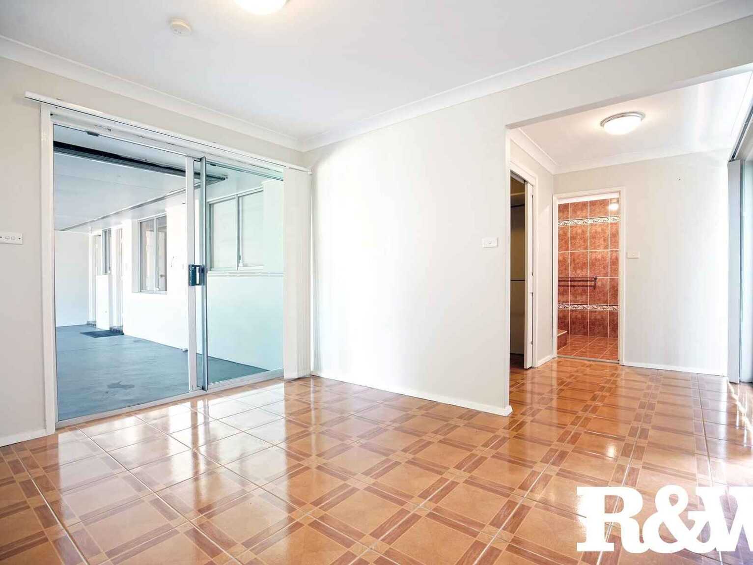 24 Shakespeare Drive St Clair 24 Shakespeare Drive St Clair
