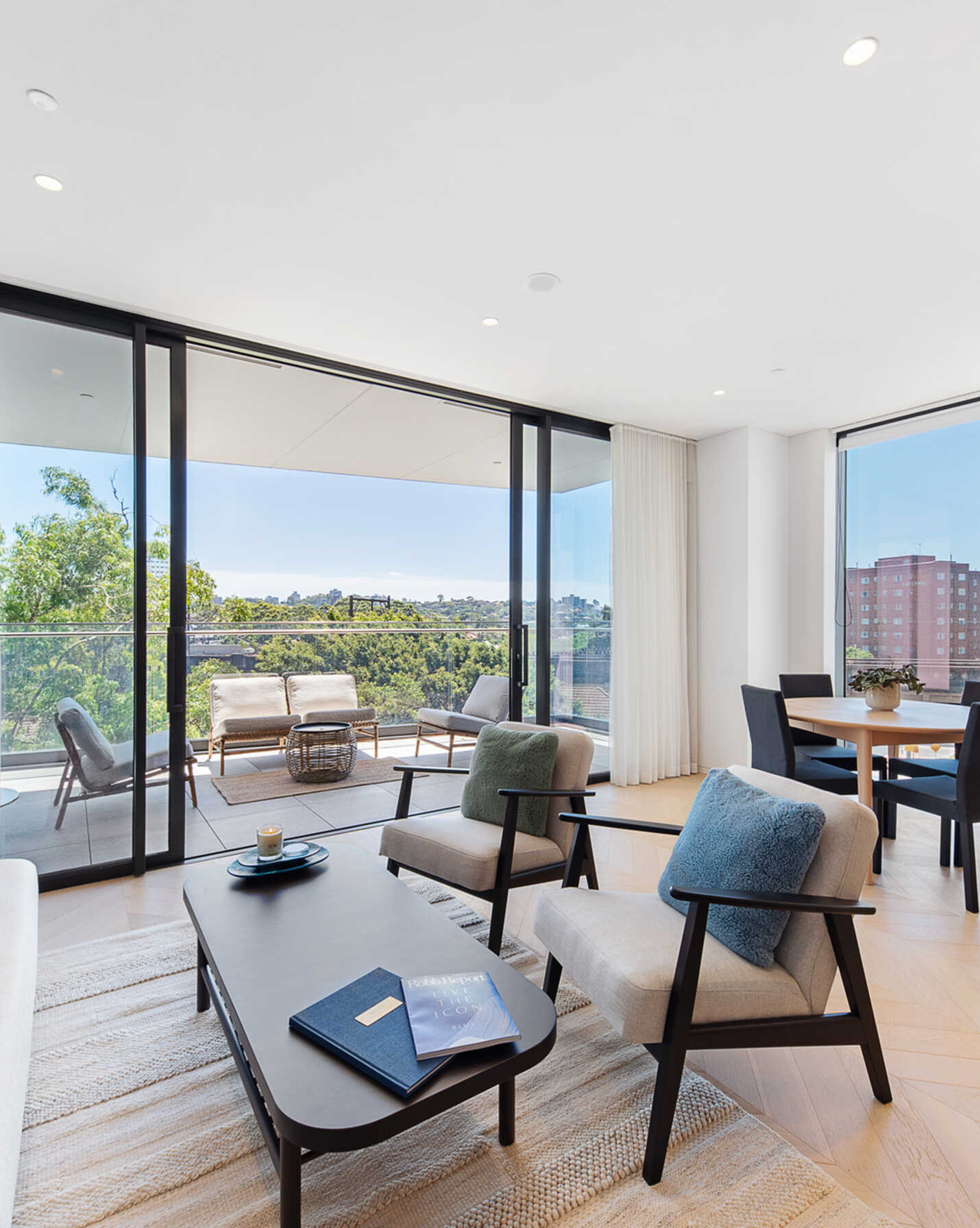504/61 Lavender Street Milsons Point, Point - Thumbnail 4