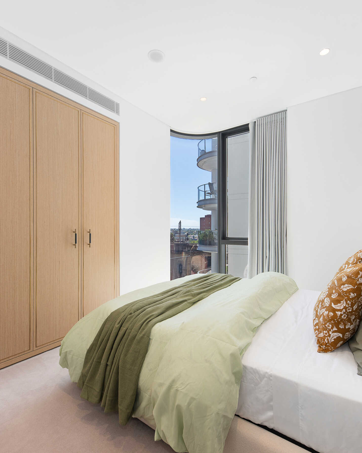504/61 Lavender Street Milsons Point, Point - Thumbnail 5