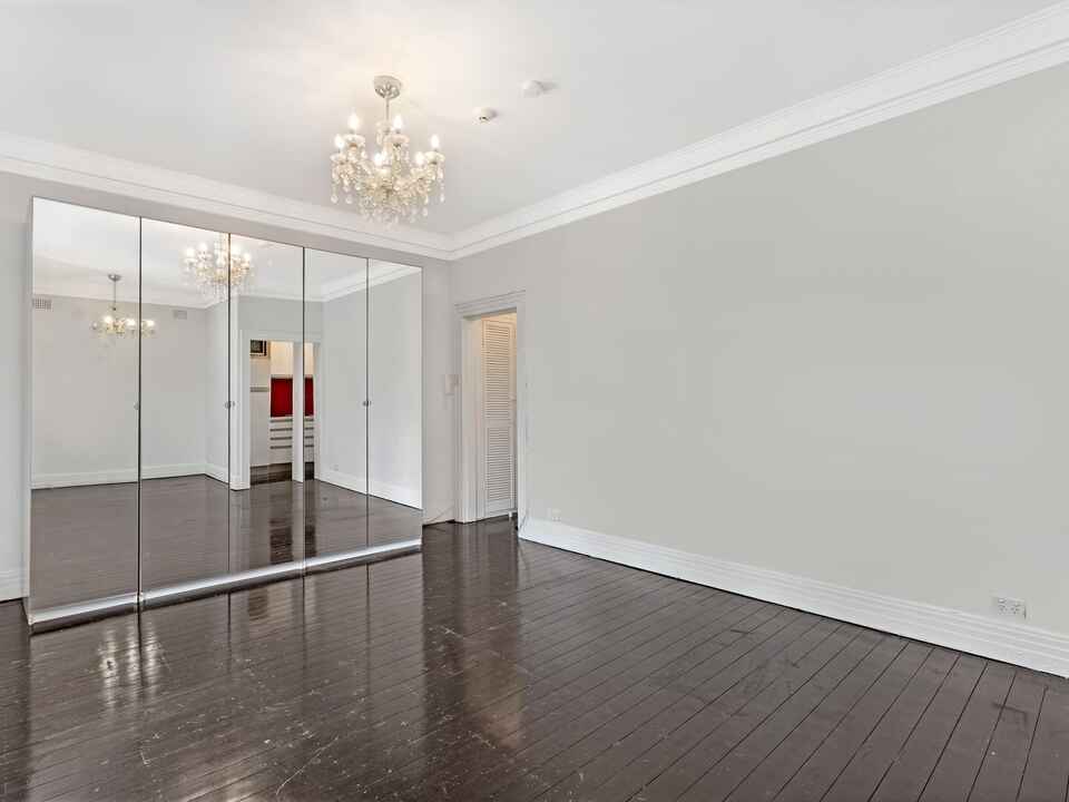 23/3 Crick Avenue Potts Point