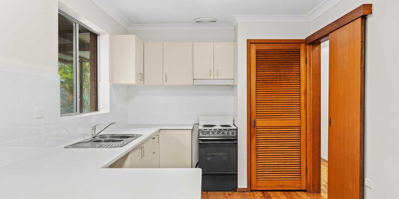7 Nari Avenue Point Clare 7 Nari Avenue Point Clare