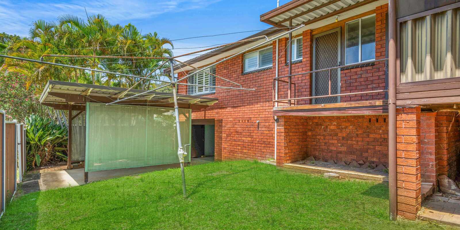 7 Nari Avenue Point Clare 7 Nari Avenue Point Clare
