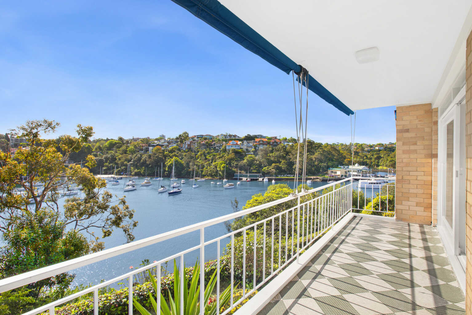 2/6 Rose Crescent Mosman