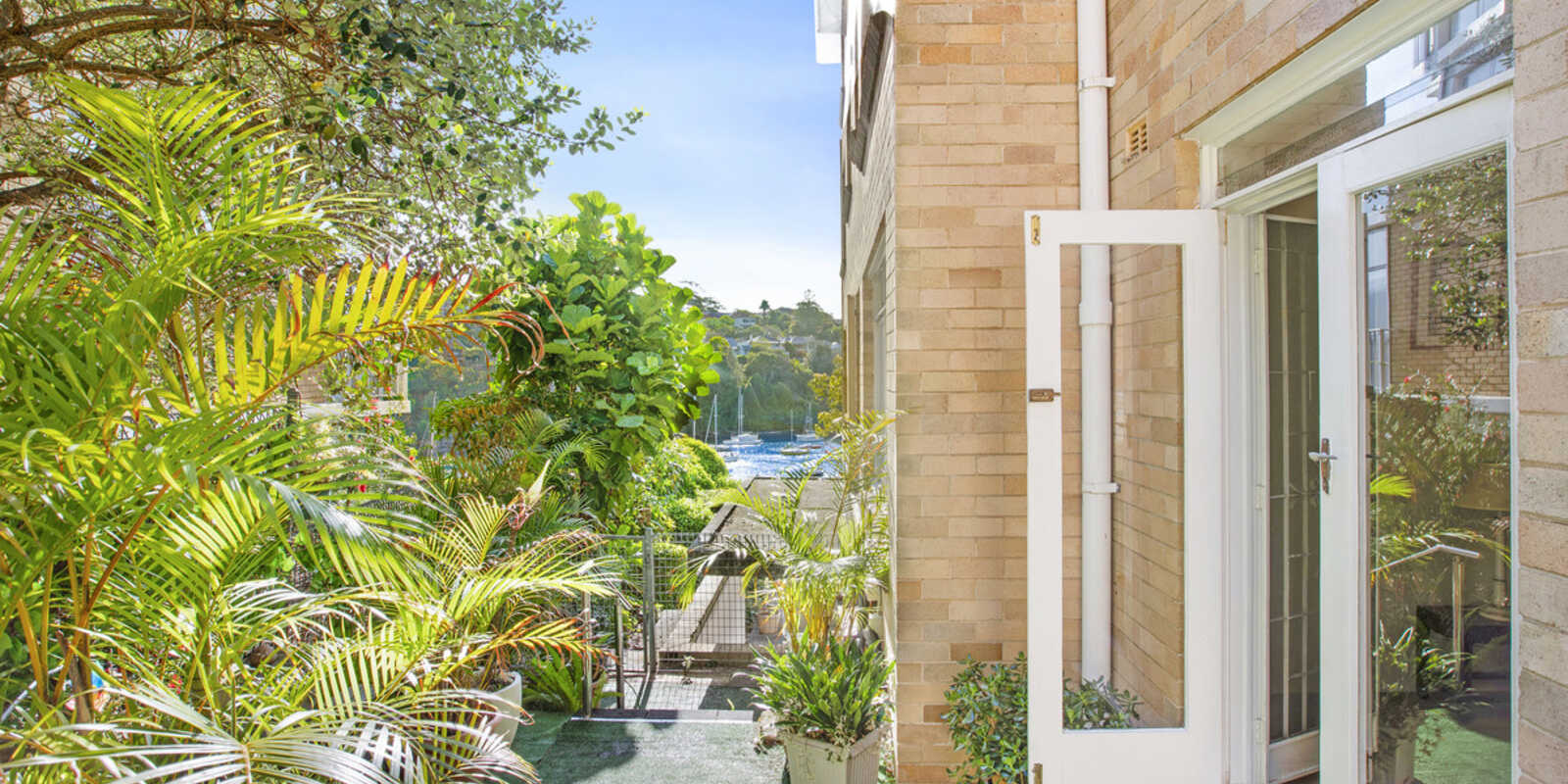 2/6 Rose Crescent Mosman