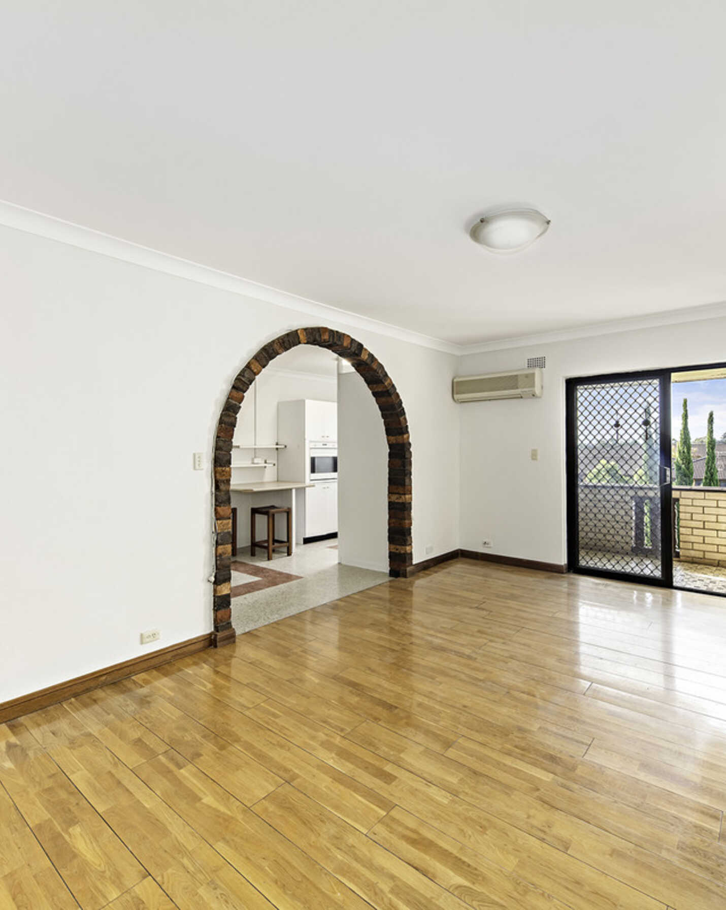 9/22-24 Anderson Street Belmore, Belmore - Thumbnail 4